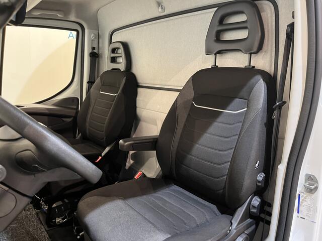 Iveco DAILY 35S18 3.0 BE Clixtar Automaat Bakwagen met Laadklep / Laadvermogen 3.060 KG / Euro 6 / Luchtvering / Airco / Camera / CarPlay / Cruise Control / 91.000 KM !!