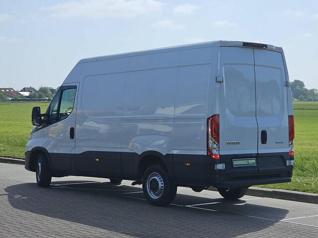 Iveco DAILY 35S14V 2.3 410 L2H2, automaat, airco, navi, LED, camera