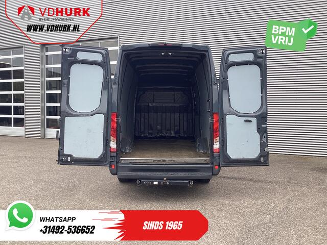 Iveco DAILY 35S18V 3.0 180 pk ZF Aut. L2H2 352 EXPORT ONLY 3.5t Trekverm./ Gev.stoel/ Climate/ Camera/ Cruise/ Trekhaak