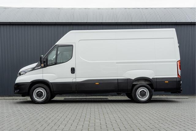 Iveco DAILY 35S16 | L2H2 | Automaat | 3.5T Trekg. | Nette staat | LED | Camera | Navi | Climate | Cruise | Euro 6