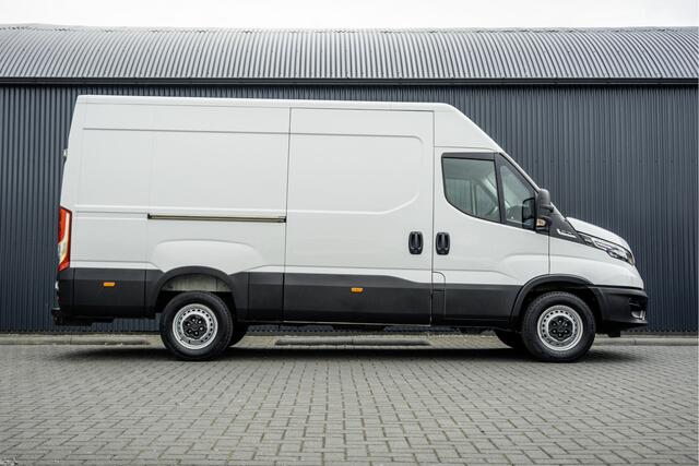 Iveco DAILY 35S16 | L2H2 | Automaat | 3.5T Trekg. | Nette staat | LED | Camera | Navi | Climate | Cruise | Euro 6