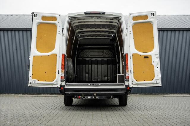 Iveco DAILY 35S16 | L2H2 | Automaat | 3.5T Trekg. | Nette staat | LED | Camera | Navi | Climate | Cruise | Euro 6