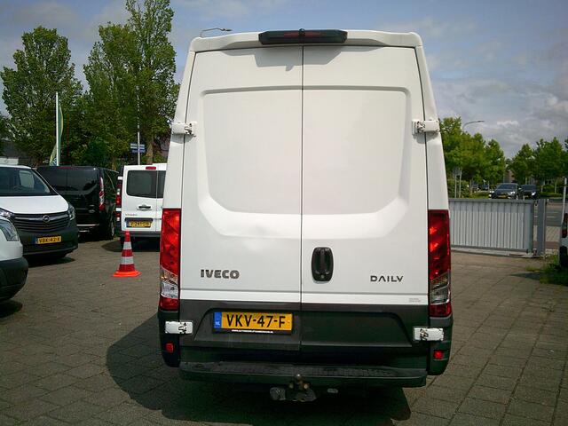 Iveco DAILY 35S16V 2.3 352 H2 VOORZIEN VAN AIRCO+TREKHAAK!! 3500KG !!!