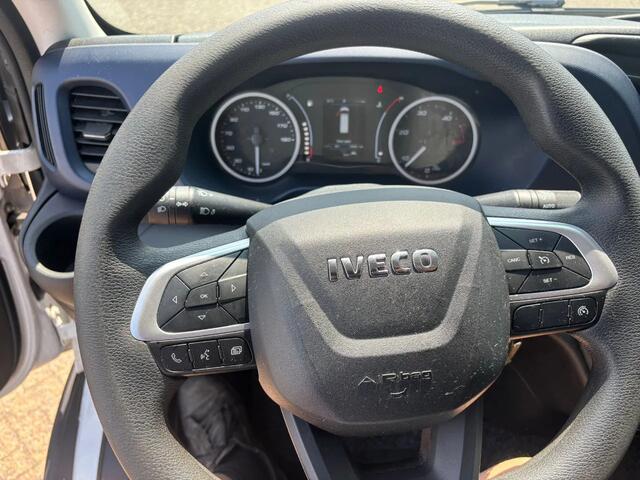 Iveco DAILY 35S14 L2H1 Automaat Airco Cruisecontrol Trekhaak EURO 6