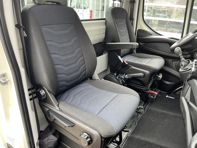 Iveco DAILY 40C18 Be Clixstar 3420kg laadvermogen Airco Cruise control Telefoonverbinding Tachograaf 2-Persoons Gereedschapskist Open laadbak Pick-up P-up Bakwagen 1e eigenaar Euro 6Be combi Trekker Oplegger
