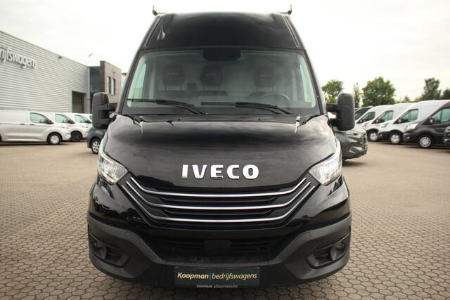 Iveco DAILY 35S18A8 3.0 180pk 352 L2H2 | Automaat | Navi | Camera | Adap. Cruise | Gev. Stoel | Clima | 3500kg trekgew. | Lease 663,- p/m