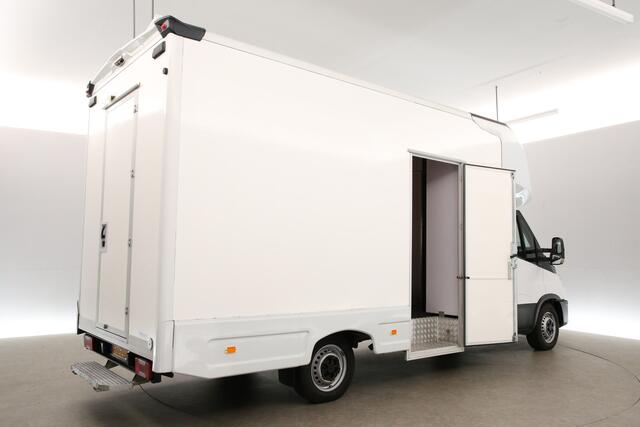 Iveco DAILY 35S14 2.3 410 | Foodtruck | Patatwagen | Verkoopwagen | Patatkraam | Eventtruck | Frietwagen | Snackwagen | Zijdeur | Airco Treeplank