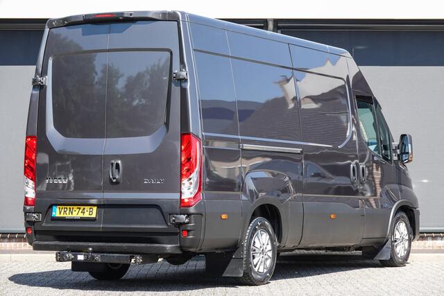 Iveco DAILY 35S21 L2H2 207Pk Hi-Matic Aut. | Achteruitrijcamera | 3.500kg trekgewicht | Trekhaak | 16''