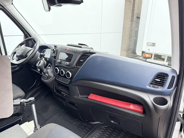 Iveco DAILY 35S14 2.3 Automaat Climate Control Cruise Control Camera Standkachel Kuhlkoffer Koelwagen