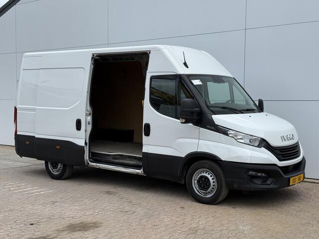Iveco DAILY 35S14 2.3 L2H2 Airco Cruise 3.5ton Trekgewicht Lucht geveerde stoel