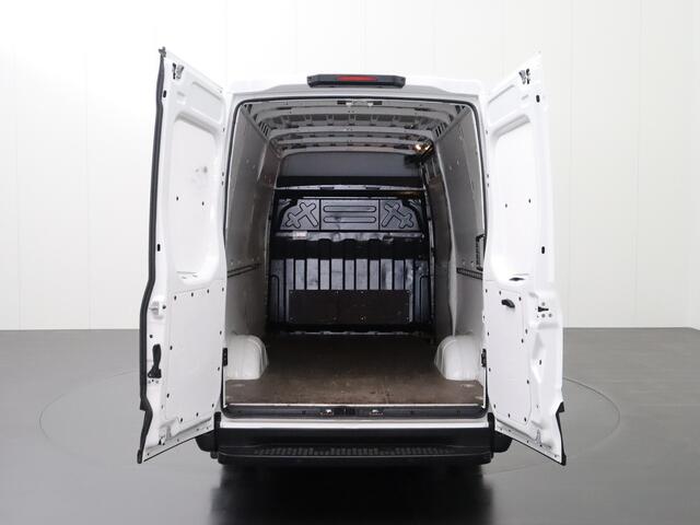 Iveco DAILY 35S16 160PK L2H2 | 3500 Trekgewicht | Airco | Betimmering | 3-Persoons