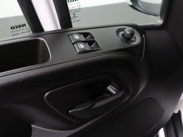 Iveco DAILY 35S16 160PK L2H2 | 3500 Trekgewicht | Airco | Betimmering | 3-Persoons