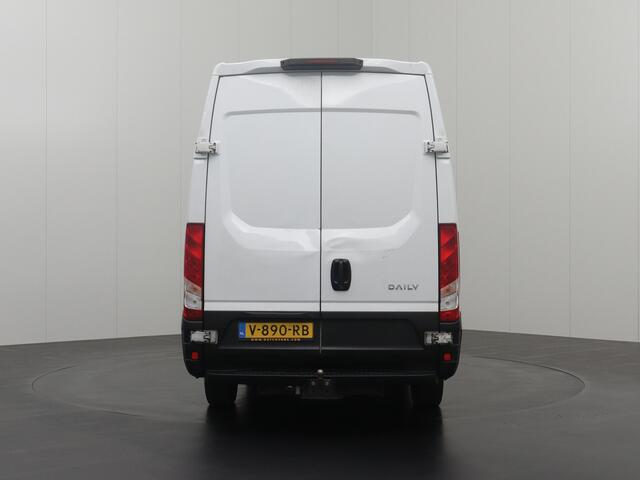 Iveco DAILY 35S15 L2H2 | 3500Kg Trekhaak | Airco | 3-Persoons