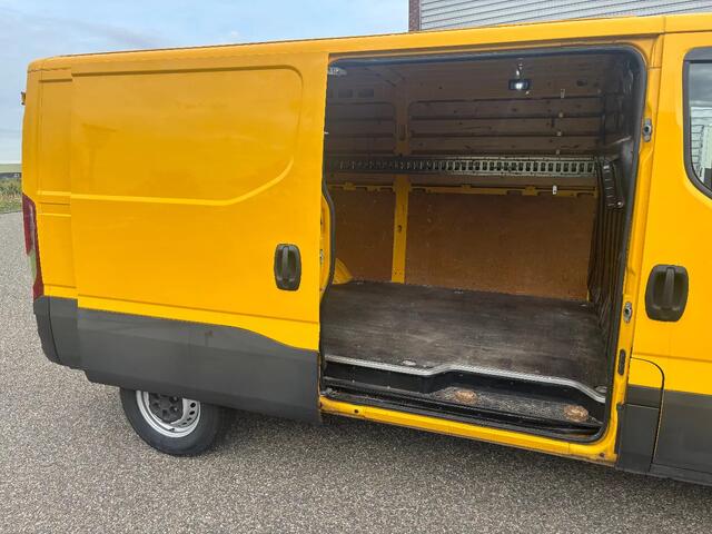 Iveco DAILY 35S16 L2H1 Automaat Airco Cruisecontrol EURO 6