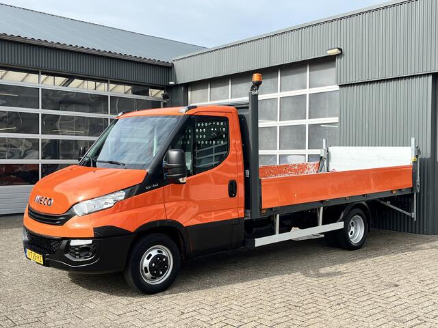 Iveco DAILY 35C14 2.3 375 Airco 3500kg Laadklep 500kg Navigatie Open laadbak Pick-up Euro 6 Bpm vrij Bakwagen p-up 136pk 1e eigenaar Dealer onderhouden