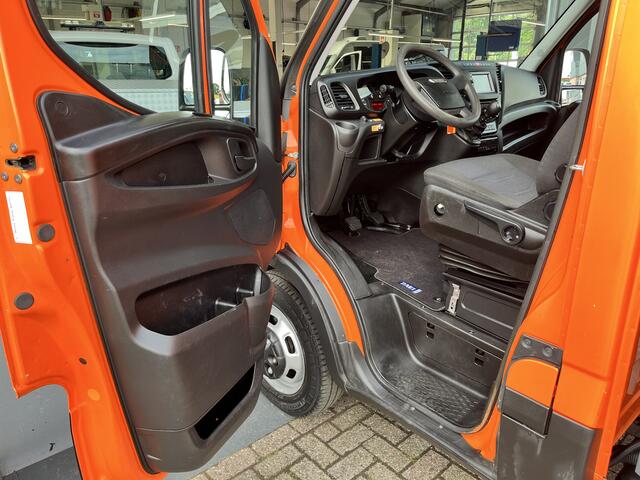 Iveco DAILY 35C14 2.3 375 Airco 3500kg Laadklep 500kg Navigatie Open laadbak Pick-up Euro 6 Bpm vrij Bakwagen p-up 136pk 1e eigenaar Dealer onderhouden