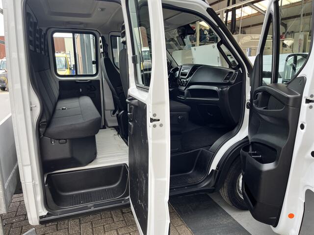 Iveco DAILY 35C17 3.0 410 Automaat Palfinger Laadkraan Airco Cruise controle Trekhaak 3500kg trekgewicht Camera Open laadbak Pick-up P-up Bakwagen Euro 5