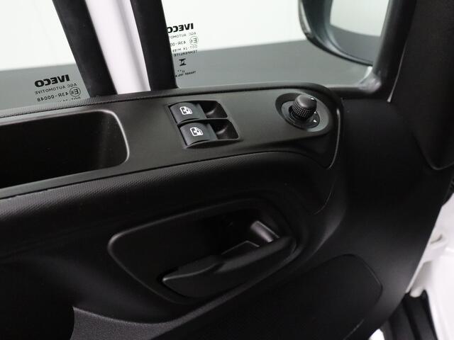 Iveco DAILY 35S16 Hi-Matic Automaat L3H2 | Airco | 3-Persoons | Betimmering