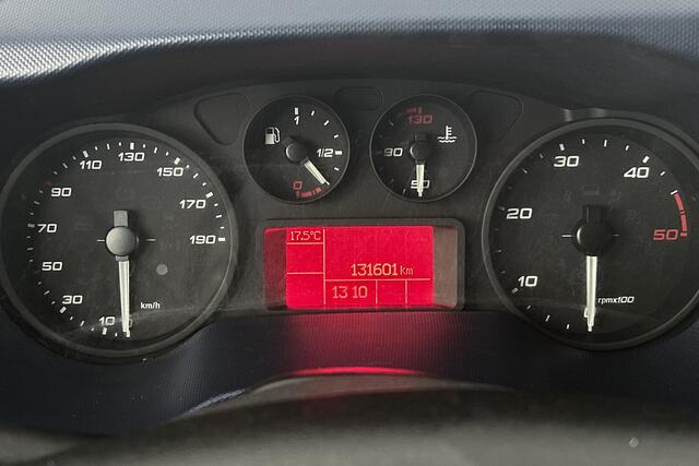 Iveco DAILY 35C16 Dubbel cabine | Airco | Cruise control | Trekhaak | Navigatie