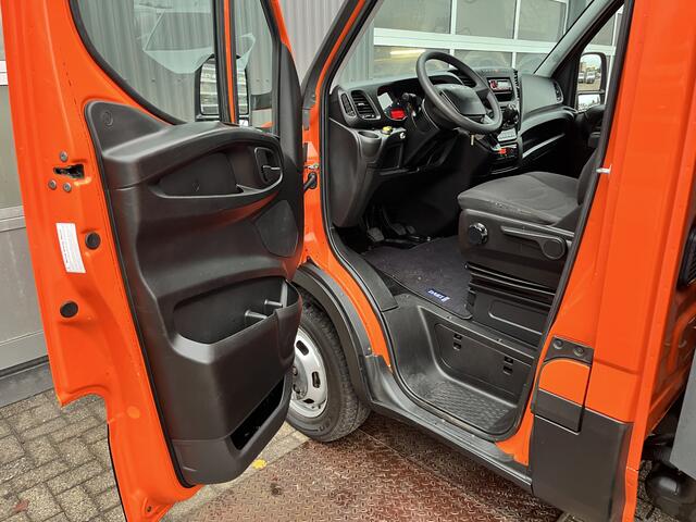 Iveco DAILY 35C15 2.3 375 Trekhaak 3500kg Laadklep 500kg Open laadbak Pick-up Euro 5 Bpm vrij Bakwagen p-up 1e eigenaar Dealer onderhouden