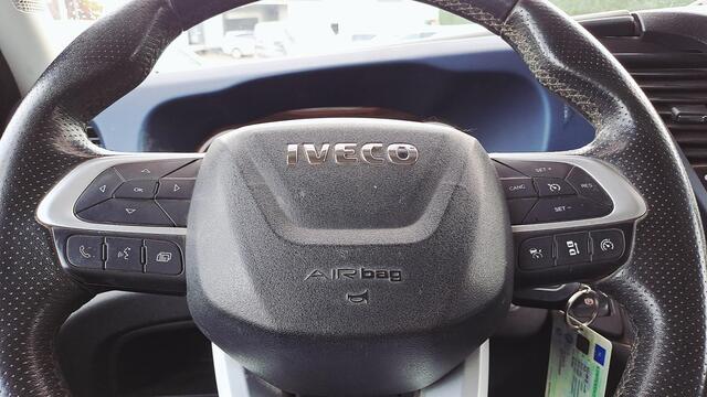 Iveco DAILY 35S18HV 3.0 352 H2 Trekhaak 3500 KG., Full LED, Comfort stoelen, Navigatie