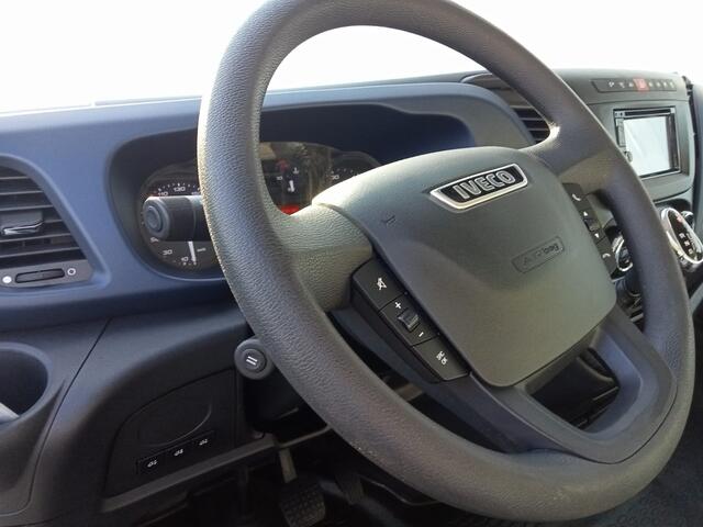 Iveco DAILY 35S18V 3.0 A8P 352 H1 3500 kg trekgewicht BPM vrij