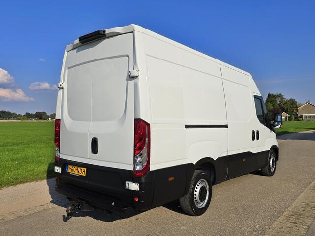Iveco DAILY 35S14V 2.3 352L H2 L2L H2 - 140 Pk - Euro 6 - Airco - Cruise Control