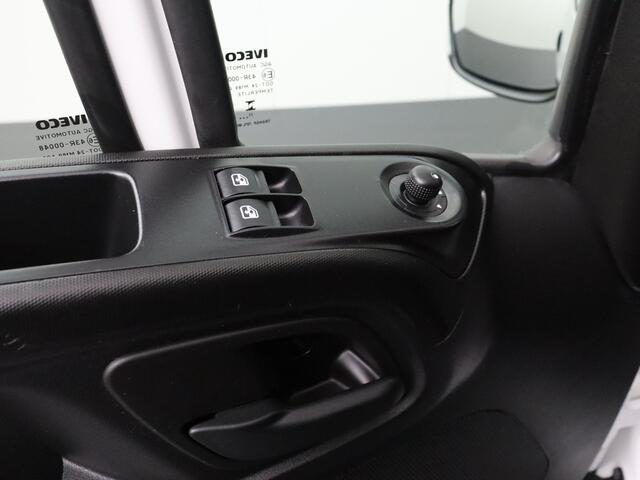 Iveco DAILY 35C16 Bakwagen+Laadklep | Airco | 3-Persoons