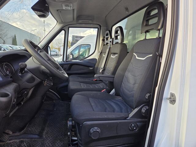 Iveco DAILY 35S14 2.3 136 Pk Autm. ECC Airco Cruisecontrol -SCHADE-