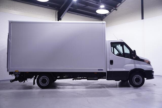 Iveco DAILY 35S16 160 pk Bakwagen met Laadklep Airco ECC Audio DAB+, Enkel Lucht, LxBxH 415x214x208 cm, 3-Zits