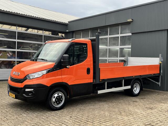 Iveco DAILY 35C14 2.3 375 Laadklep 500kg Trekhaak 3500kg trekgewicht Airco 2-Persoons Open laadbak Pick-up P-up Bakwagen Telefoonverbinding 1e eigenaar Euro 6 Bpm vrij !!!