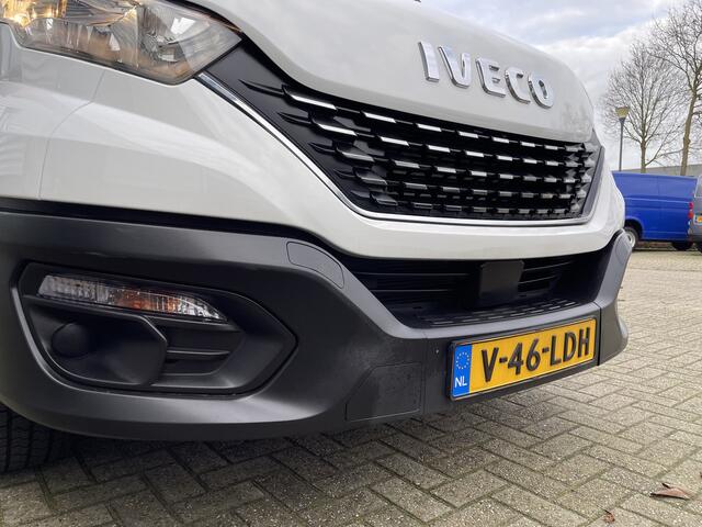 Iveco DAILY 35S14V 2.3 410 L4H2 Himatic automaat / vaste prijs rijklaar ¤ 23.950 ex btw / lease vanaf ¤ 391 / euro 6 / laadruimte 470 cm lang / trekhaak 3500 kg !
