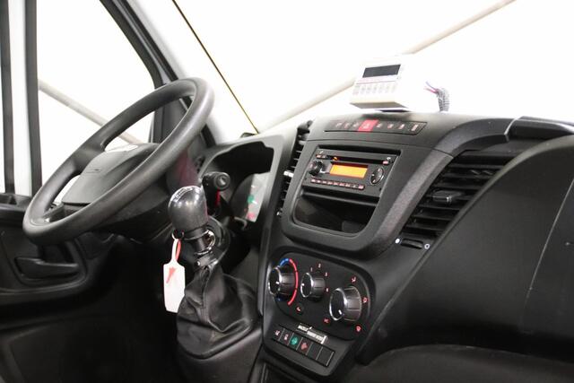 Iveco DAILY 35S12 HOOGWERKER 13 METER LT130TB MET 3500 KG TREKVERMOGEN TREKHAAK