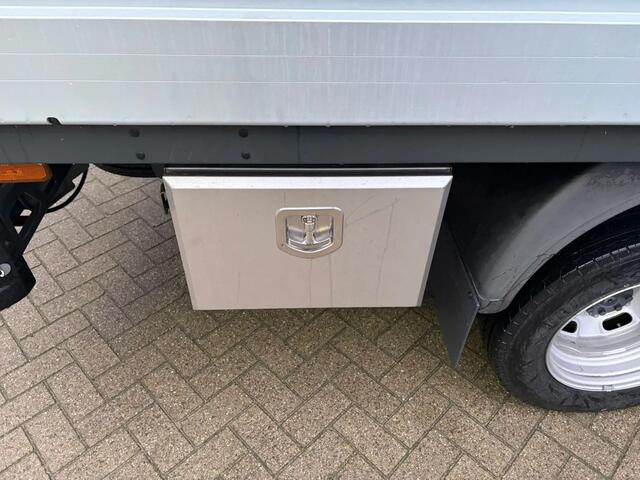 Iveco DAILY 35C18 Openlaadbak Airco Navi Cruisecontrol BPM VRIJ
