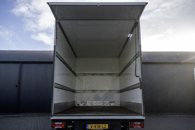 Iveco DAILY 35C16 | Bakwagen met Laadklep | Automaat | Climatic | Cruise