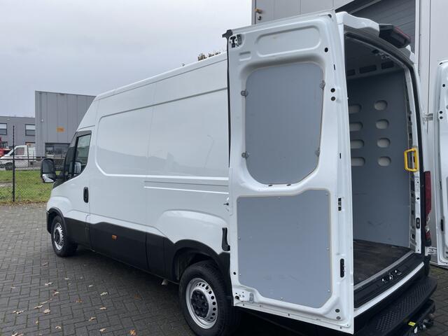 Iveco DAILY 35S14V 2.3 352L H2 Airco