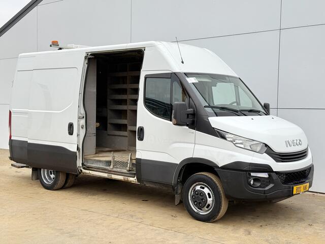 Iveco DAILY 35C14 2.3 L2H2 Dubbellucht Camera Cruise Control 3.5t Trekhaak Lucht geveerde stoel