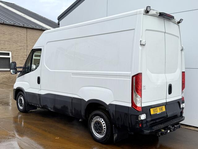 Iveco DAILY 35S16 2.3 Automaat L2H2 Airco Adaptieve Cruise Control Standkachel 3.5t Trekhaak Lane Assist