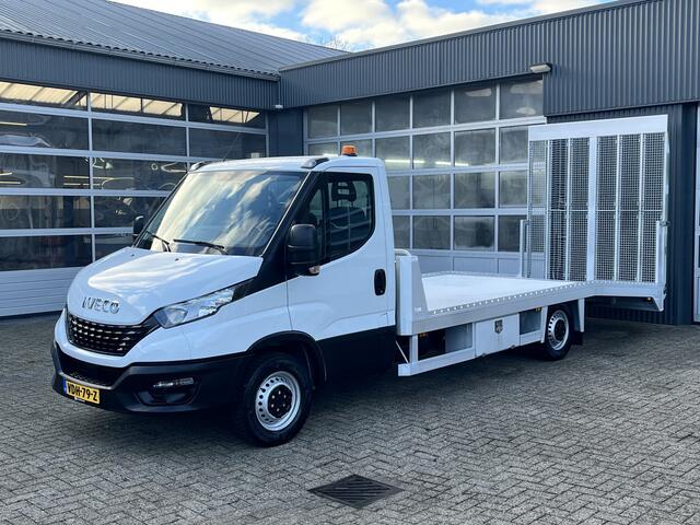 Iveco DAILY 35S14 2.3 Autotransporter Tijhof 5.14 M Airco Cruise controle 3500kg Trekhaak 1145kg Laadvermogen Luchtvering Autoambulance Transporter Euro 6 Oprijwagen 3-Persoons Pick-up Open laadbak Bakwagen P-up