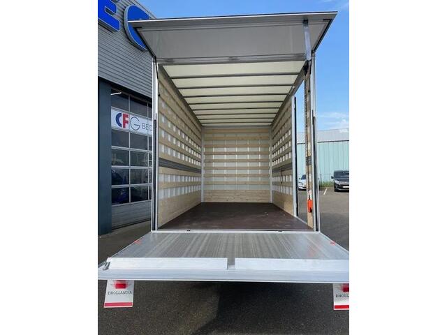 Iveco DAILY 40C18 A8 bakwagen met lift Euro 6