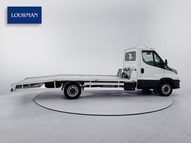 Iveco DAILY 35S18H 3.0 Oprijwagen Led Adaptieve cruise control 3500kg trekhaak Geveerde stoel