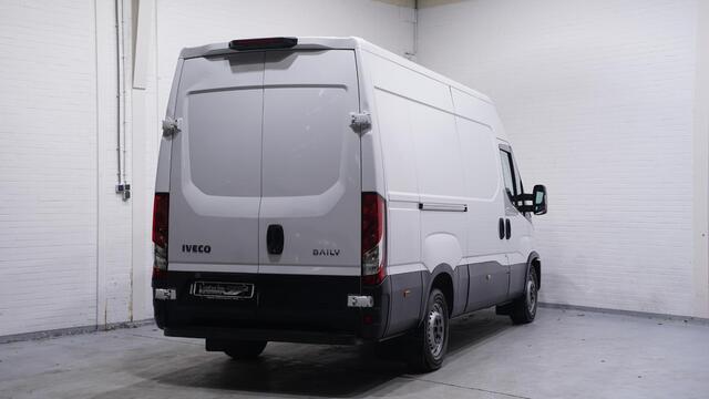 Iveco DAILY 35S16 160 pk L2H2 Airco ECC, Laadruimte Pakket Audio met DAB+, PDC achter, 3-Zits