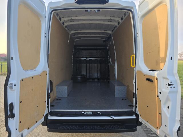 Iveco DAILY 35S14V 2.3 352L H2 - 140 Pk - Euro 6 - Airco - Cruise Control