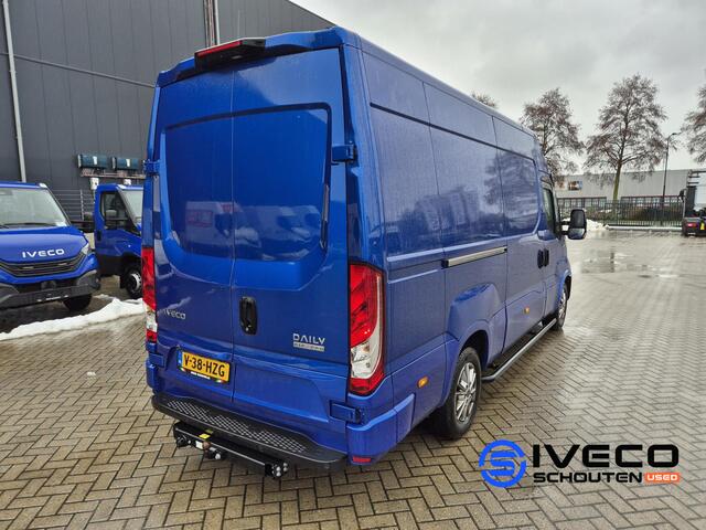 Iveco DAILY 35S21V A8 Luchtvering - Automaat - 207PK - Trekhaak