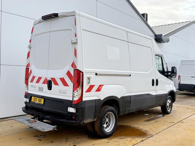 Iveco DAILY 35C16 2.3 Automaat LED L2H2 Dubbellucht 3.5t Trekhaak Airco Cruise Control Lucht geveerde stoel