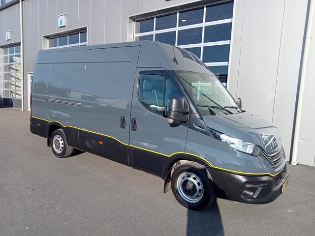 Iveco DAILY 35S16V A8 Luchtvering - Adaptive Cruise Control - Automaat - L3H2 - 2.3L 157pk - Camera - Trekhaak Standplaats: Groningen