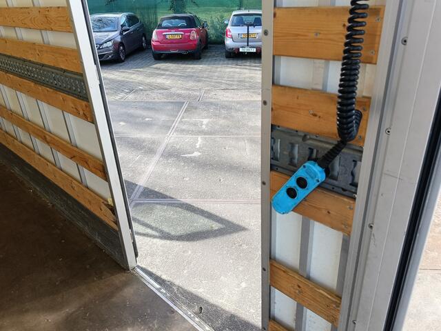 Iveco DAILY 35S16 2.3 410 | Automaat | Airco | Cruis controle | Laadklep | Zijdeur |