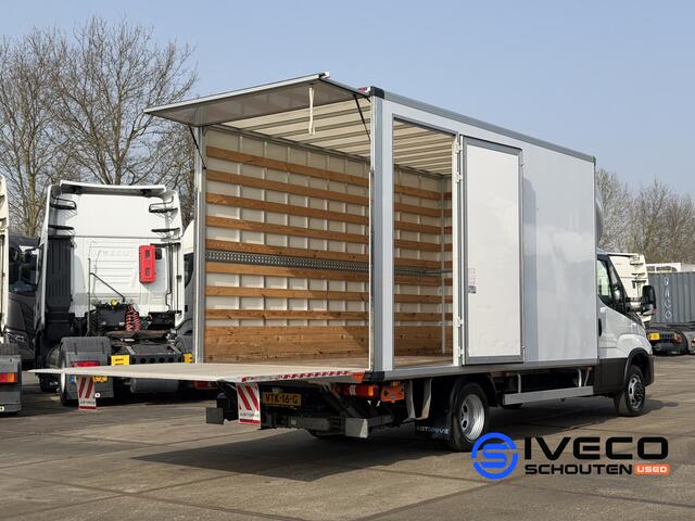 Iveco DAILY 35C18H A8 Cruise Control - Dubbellucht - Automaat - 3.0L 180pk - Laadklep - Trekhaak