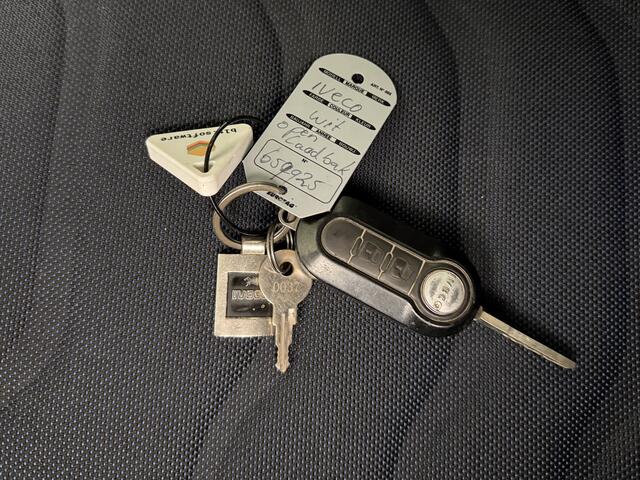 Iveco DAILY 35C16 Kipper 3.0L | Toolbox | Airco | Cruise | 3500Kg Trekhaak