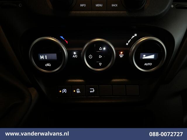Iveco DAILY 35C16H 157pk Bakwagen Dubbel Lucht Laadklep Euro6 Airco | Camera | 1010kg laadvermogen Bijrijdersbank